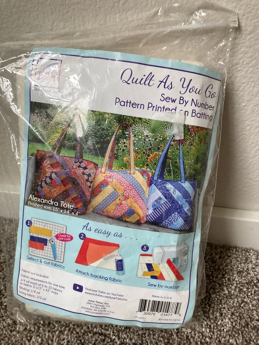 NIP Quilt as you go June Tailor Alexandra Tote bag pattern printed on batting